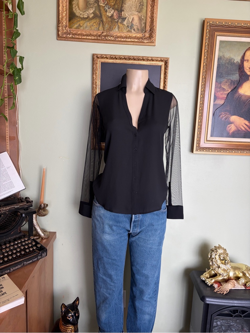 Express Black Portofino Button-Down Top with Sheer Sleeves Size XS Slim-Flit - Picture 4 of 15